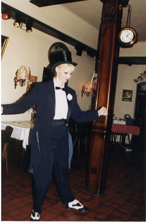 006_StepShowRestaurantPanZuerich2003