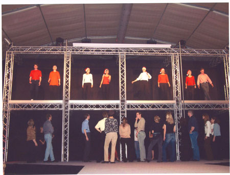 011_StepShow_mit_Gruppe_Catwalk_Winti_Messe_2003